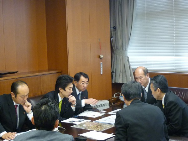 佐藤事務次官?